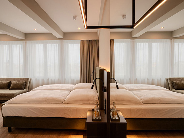 2509-EAST-FIVE-HOTEL-JLK-18 Single Room Bed East Five Hotel