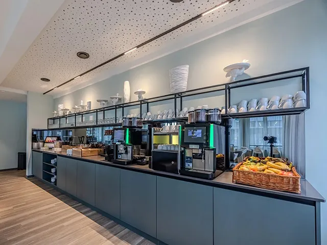 Breakfast Bar and Coffee