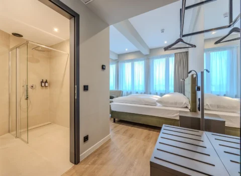 Dreibettzimmer at East Five Hotel